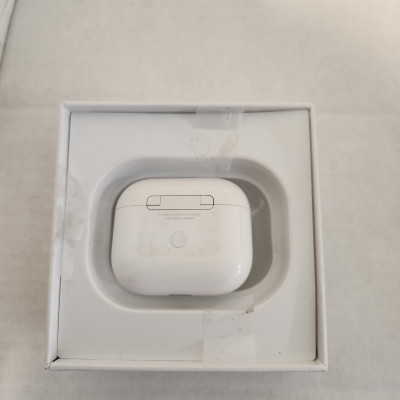 Apple AirPods (3rd Generation) with Lightning Charging Case